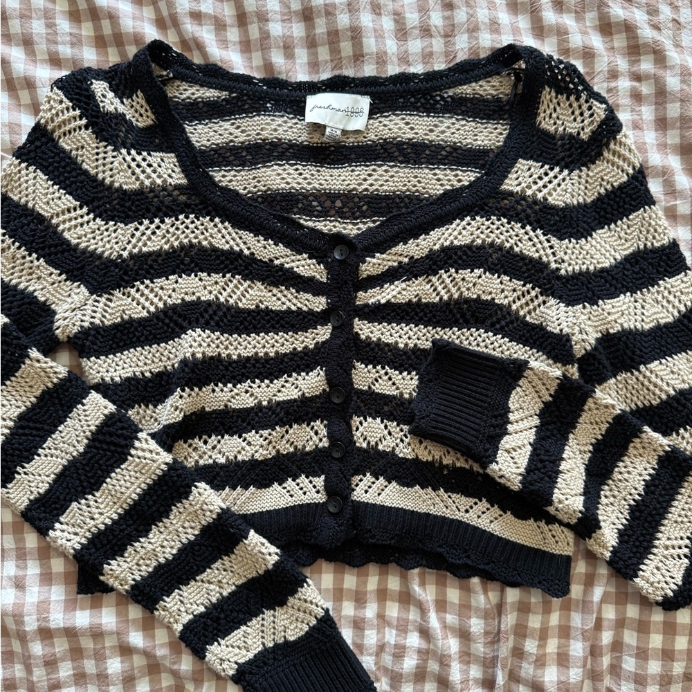 Striped Black & Cream Cropped Knit Cardigan - Unknown Brand